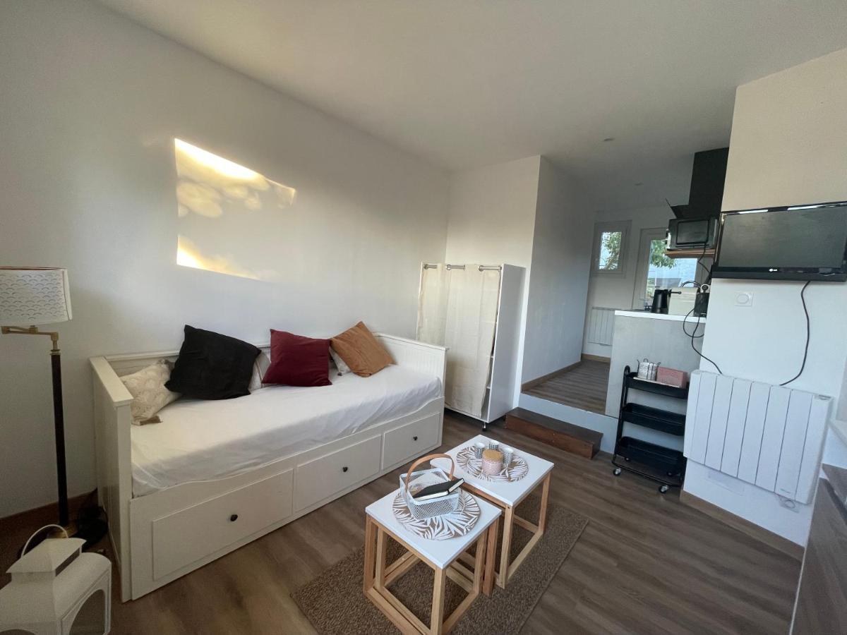 Studio Sur Castelginest Exteriér fotografie